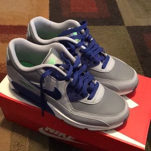 Boys Nike air max size 5.5y